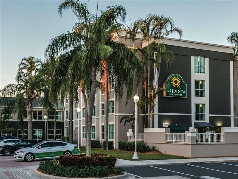 La Quinta By Wyndham Plantation At Sw 6Th St Hotel Ngoại thất bức ảnh