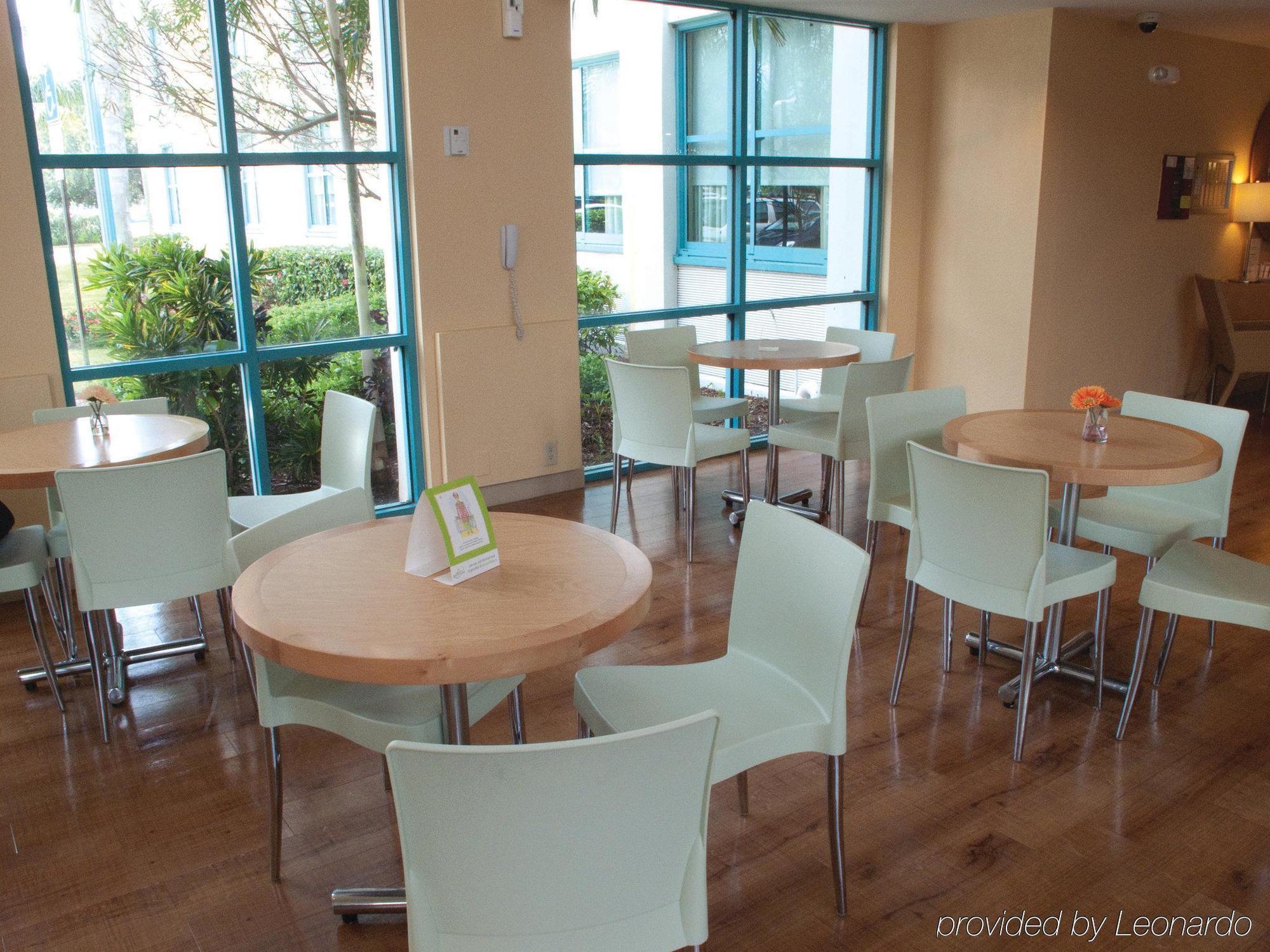 La Quinta By Wyndham Plantation At Sw 6Th St Hotel Ngoại thất bức ảnh