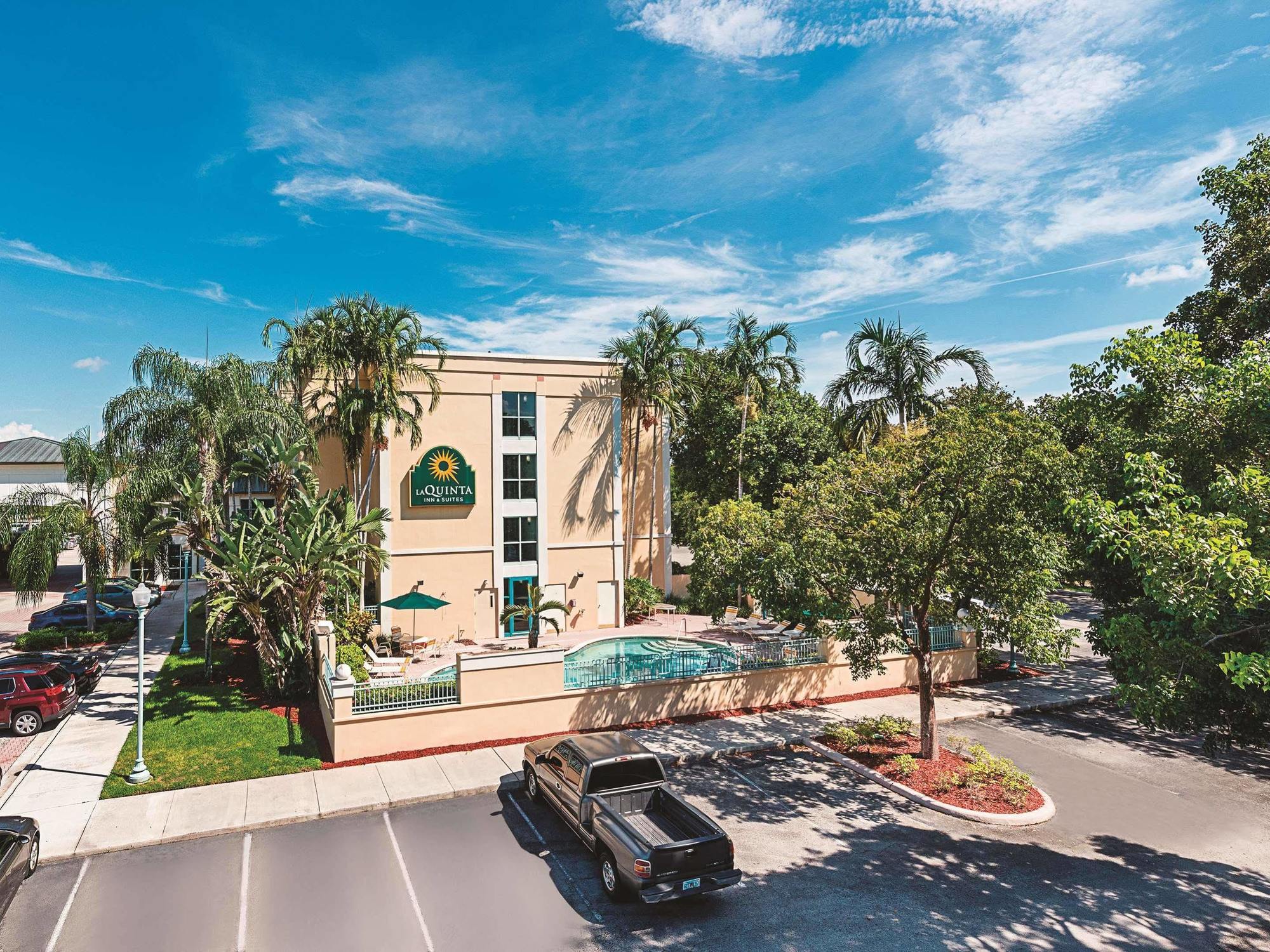 La Quinta By Wyndham Plantation At Sw 6Th St Hotel Ngoại thất bức ảnh